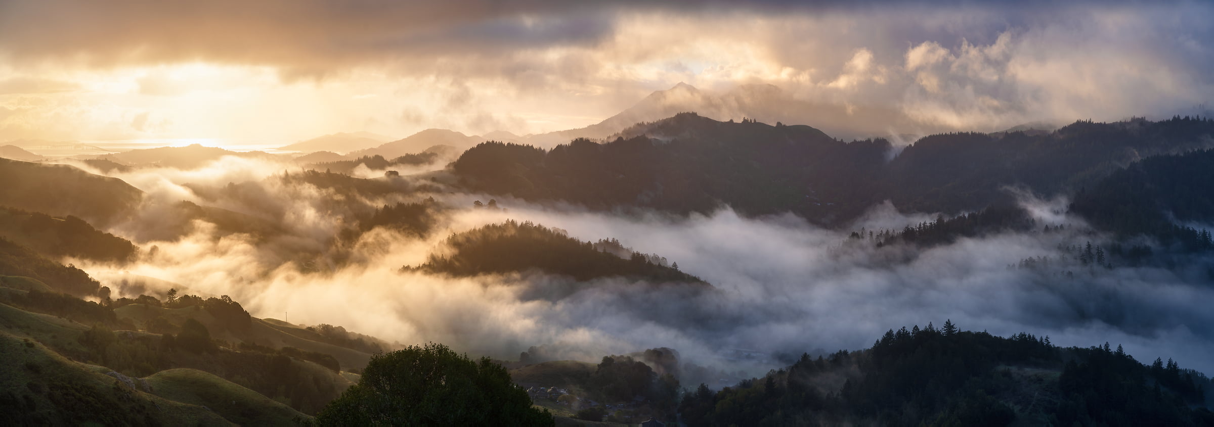 150 megapixels! A very high resolution, large-format VAST photo print of a beautiful landscape; wallpaper photograph created by Jeff Lewis in Marin County, California.