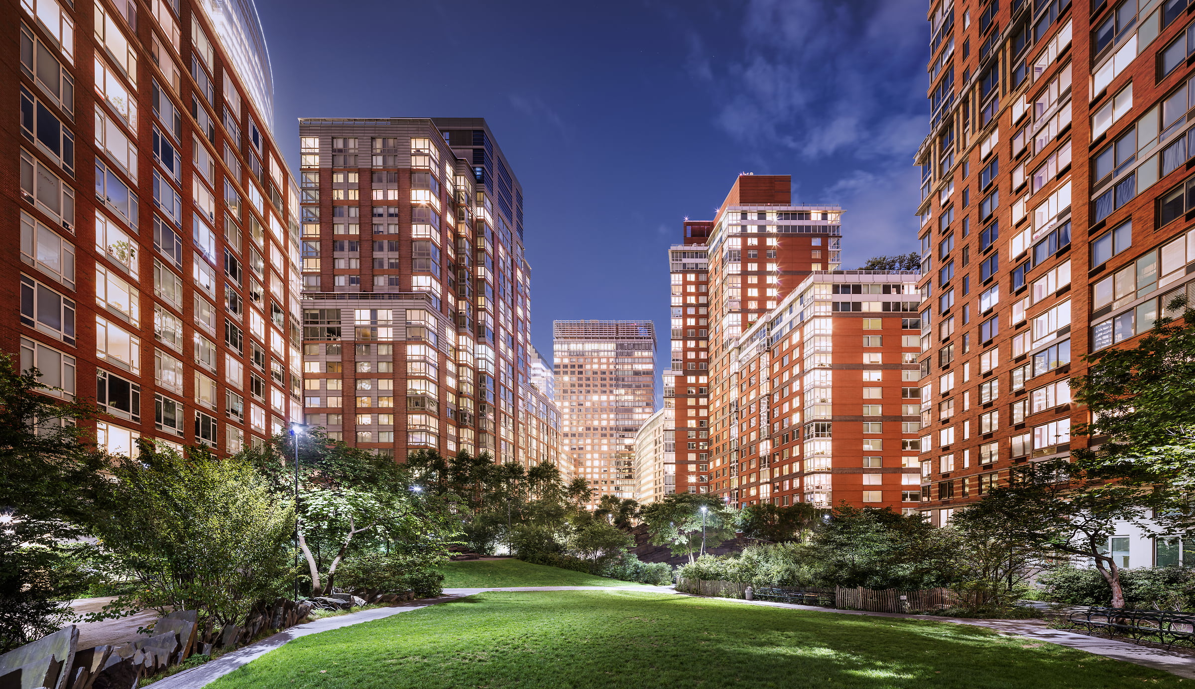 719 megapixels! A very high definition VAST photo of Teardrop Park in Battery Park City, NYC; created by Dan Piech.