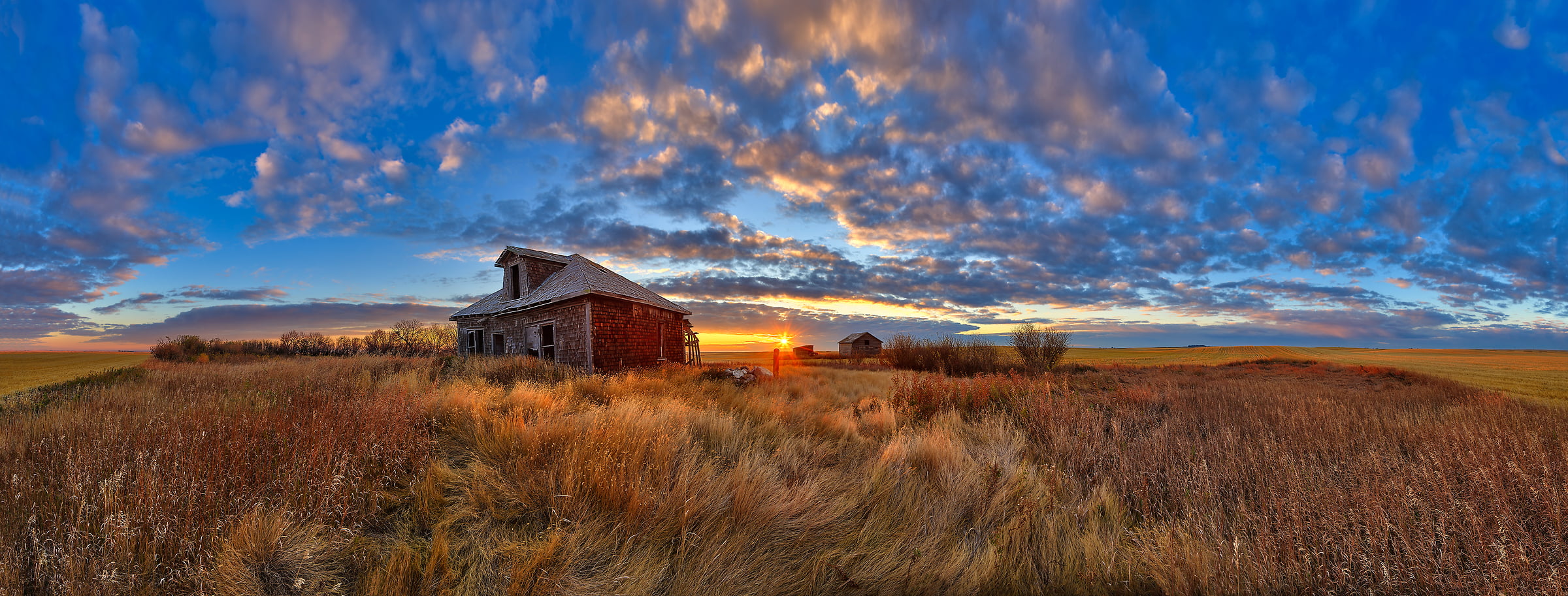 137 megapixels! A very high resolution, large-format VAST photo of farmland, grasslands, the prairie, and an old abandoned house; fine art landscape photo created at sunset by Scott Dimond on the Great Plains in Alberta, Canada