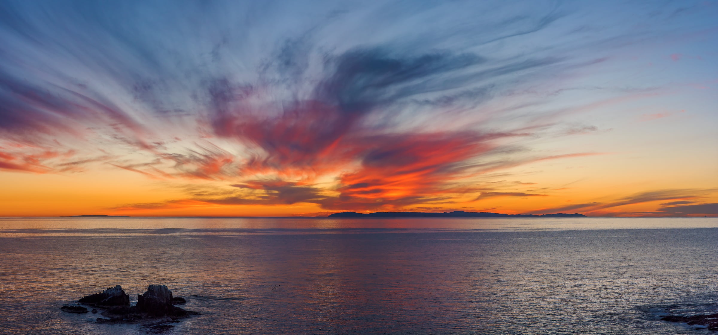 176 megapixels! A very high resolution, large-format VAST photo of a beautiful sunset over the ocean; created by Jim Tarpo in Laguna Beach, California