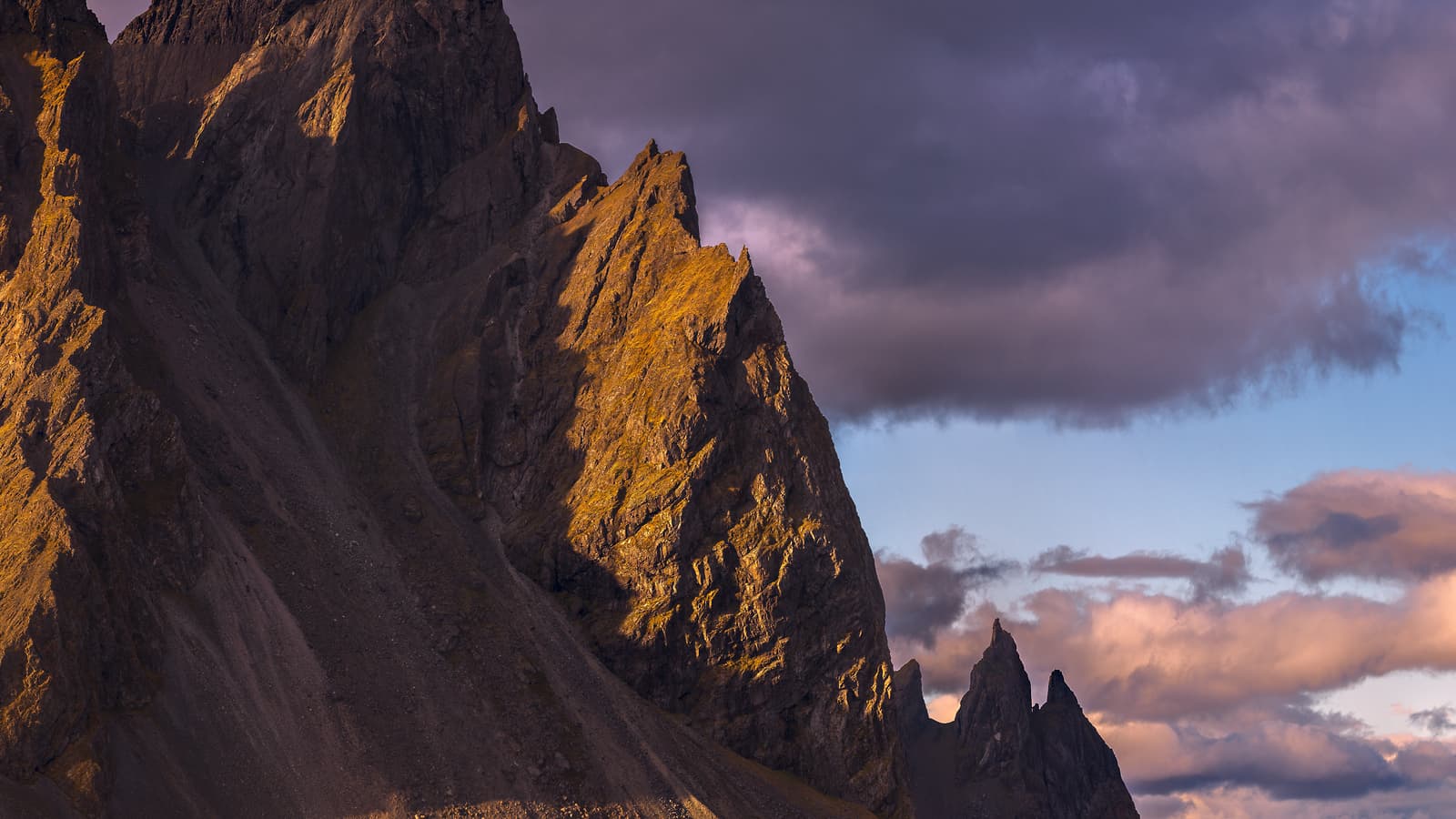 Incredible landscape photo - VAST