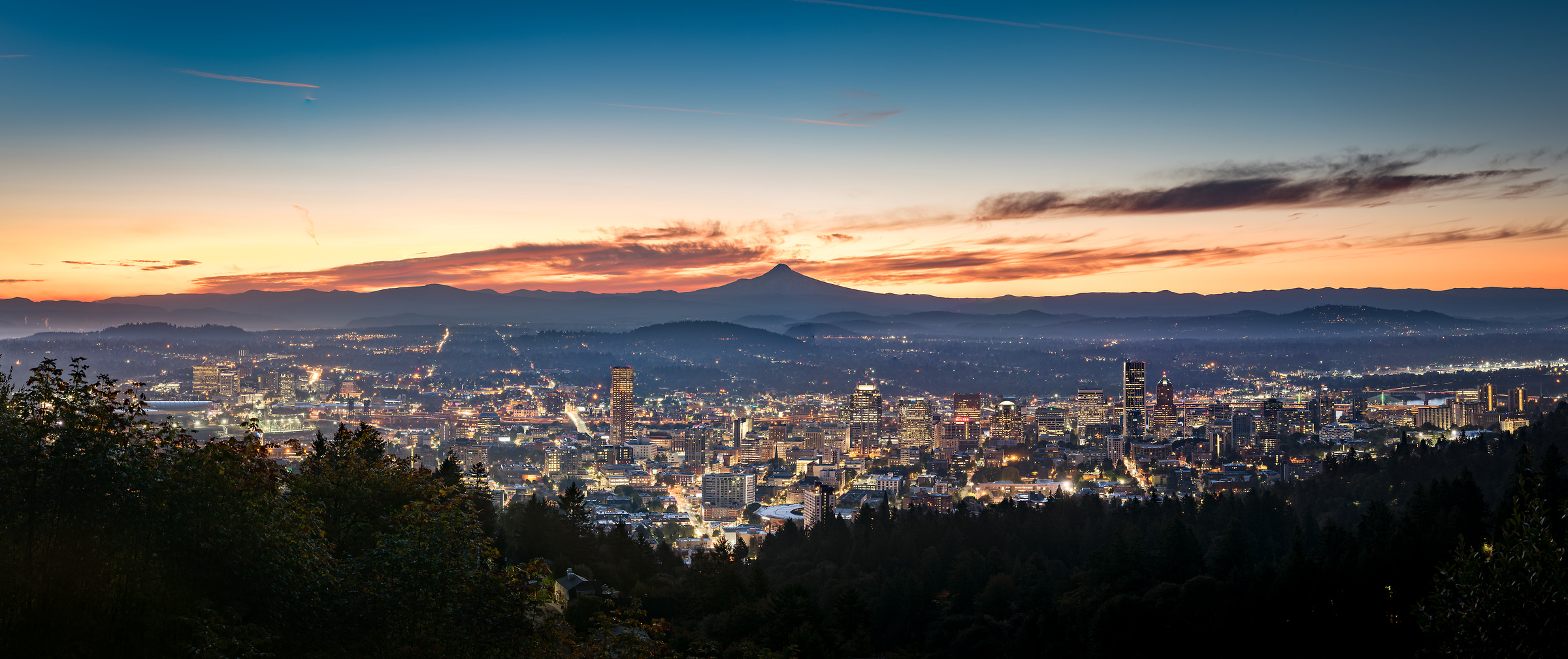 197 megapixels! A very high resolution, large-format VAST photo print of the Portland skyline; cityscape photograph created by Justin Katz in Portland, Oregon.