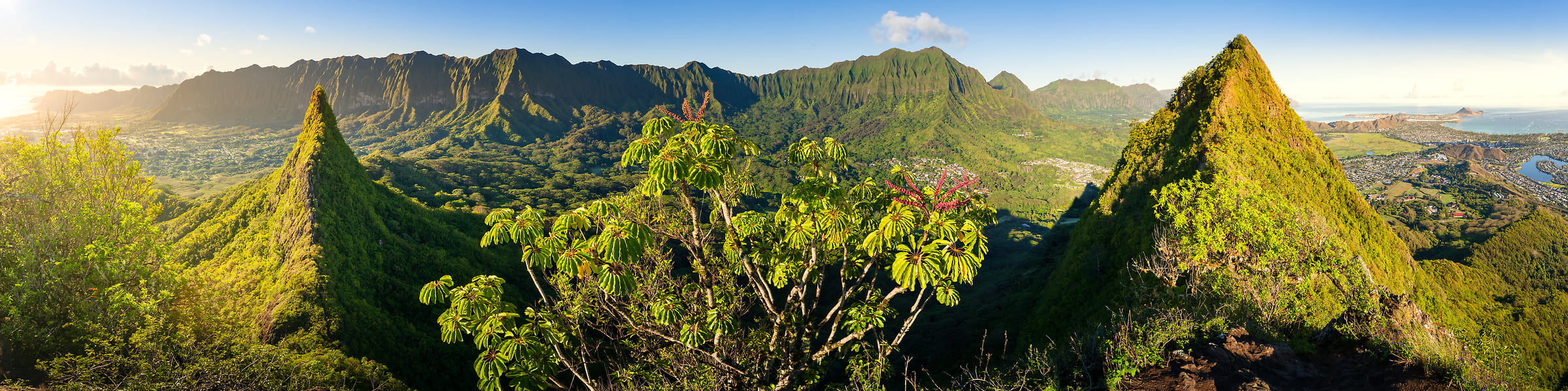 288 megapixels! A very high resolution, large-format VAST photo print of a Hawaii landscape; panorama photograph created by Jeff Lewis in Kaneohe, Hawaii
