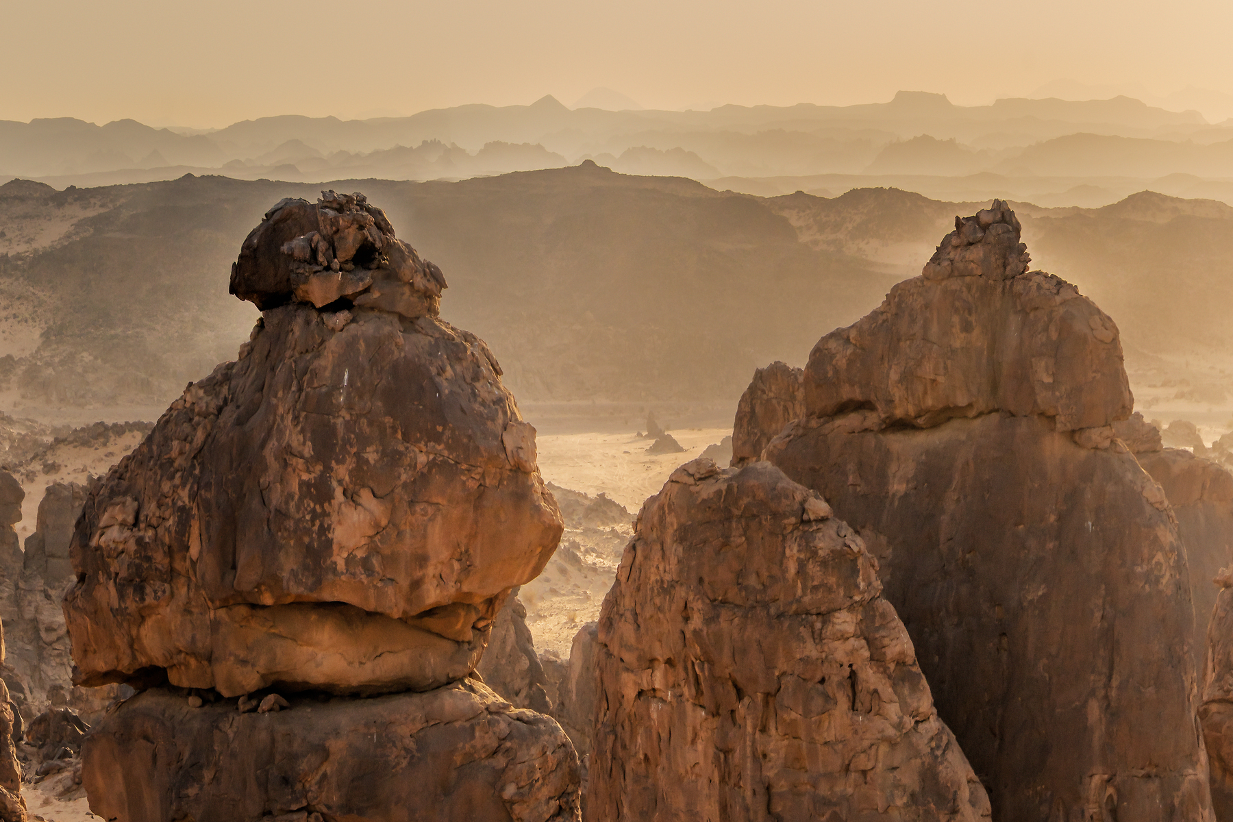 Arabian Desert: Ultra-high-resolution photos by VAST