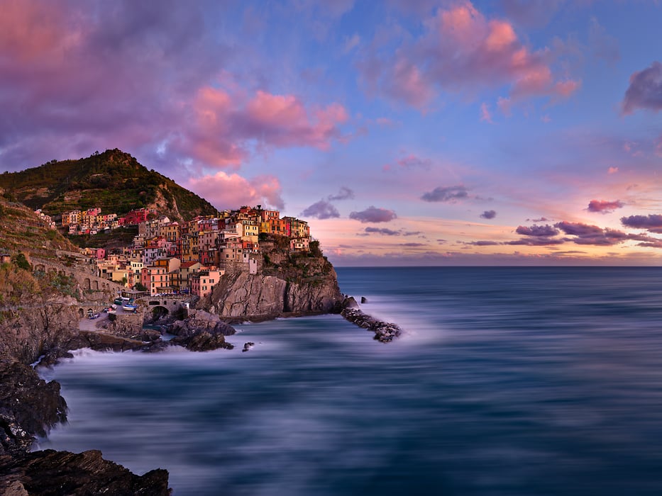 mediterranean-coastline-photo-