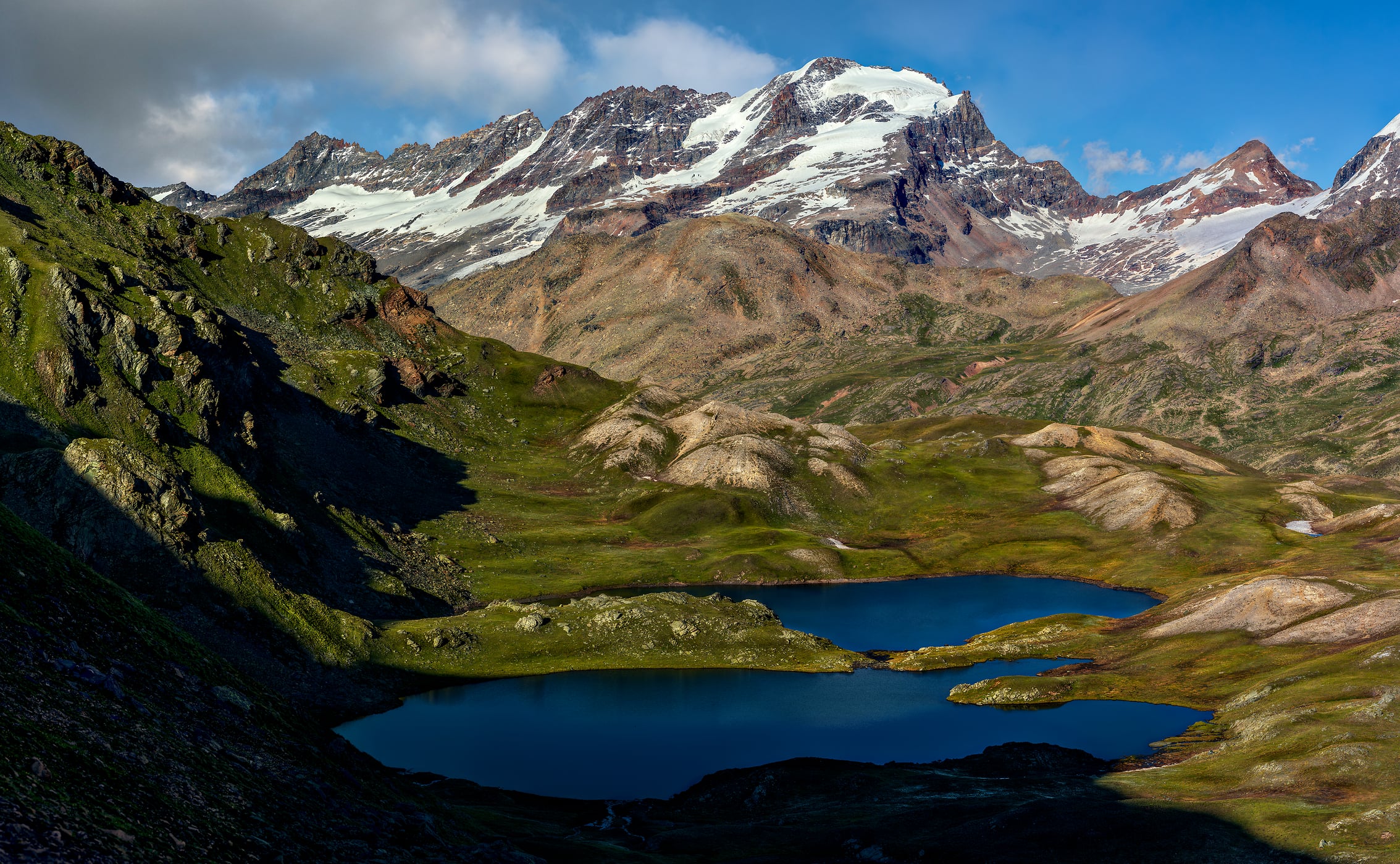 Ultra high resolution Photo Of Gran Paradiso Alps VAST ultra-high-resolution-photo-of-gran-paradiso-alps-vast