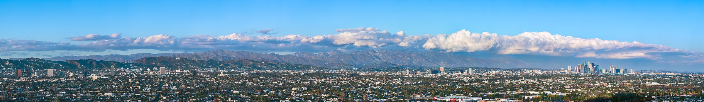 548 megapixels! A huge, very high resolution, panorama of Los Angeles; photograph created by Jim Tarpo from Ladera Heights, Los Angeles, California.