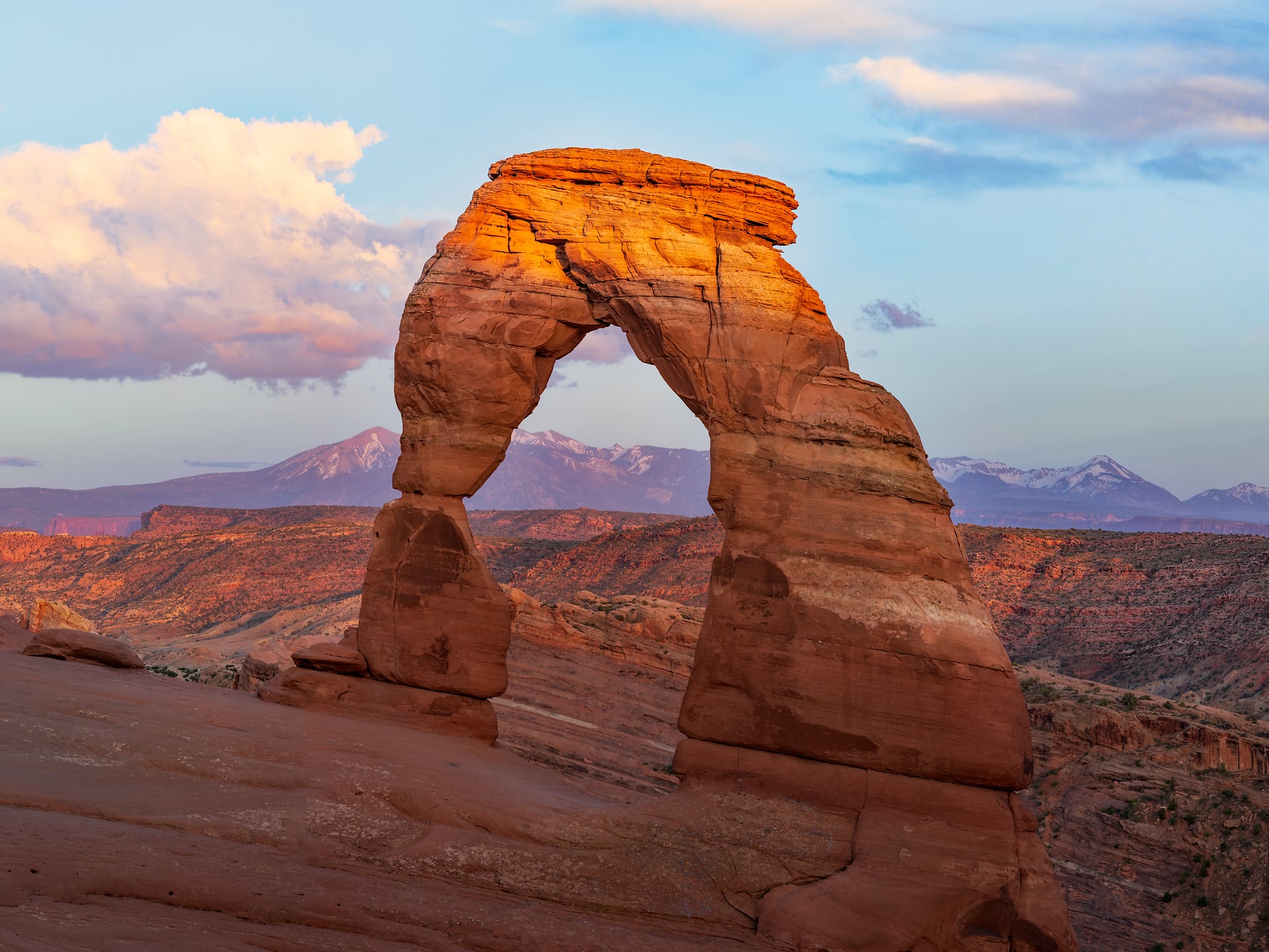 Neitzchie Arch Types Delicate Arch Sunset