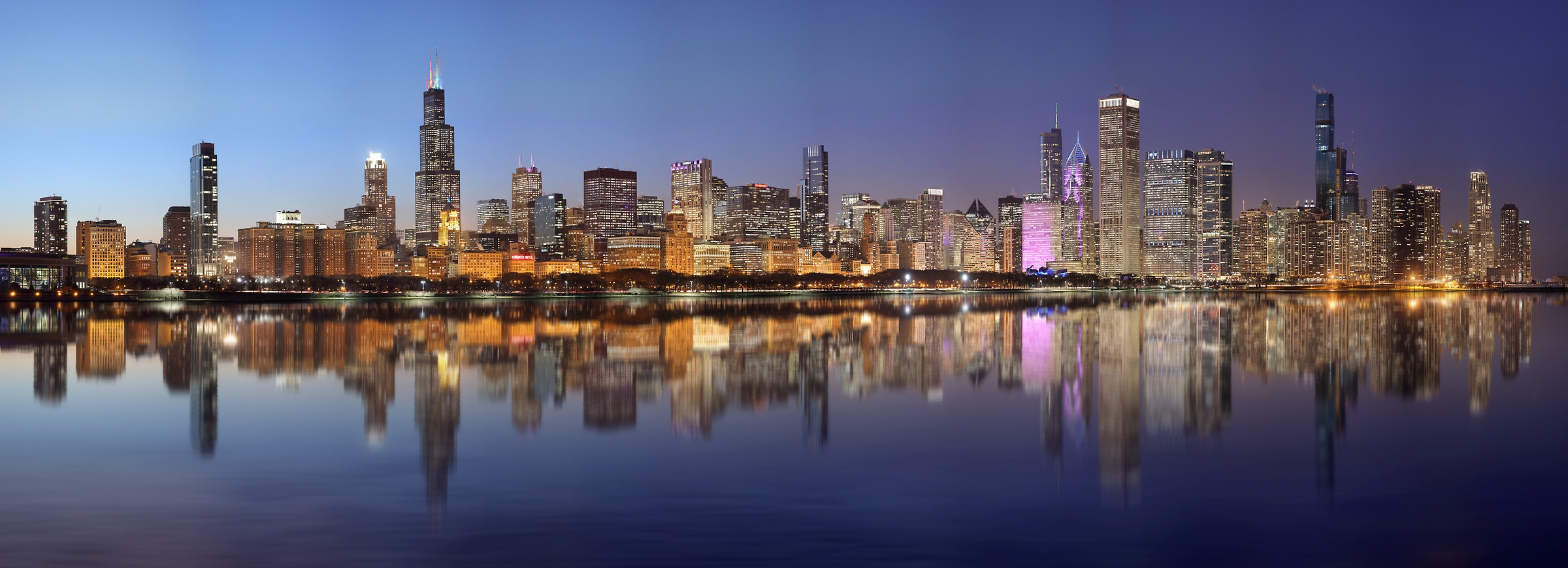 1,024 megapixels! A very high resolution, gigapixel photo of the Chicago skyline at dusk; photograph created by Phil Crawshay in Illinois.